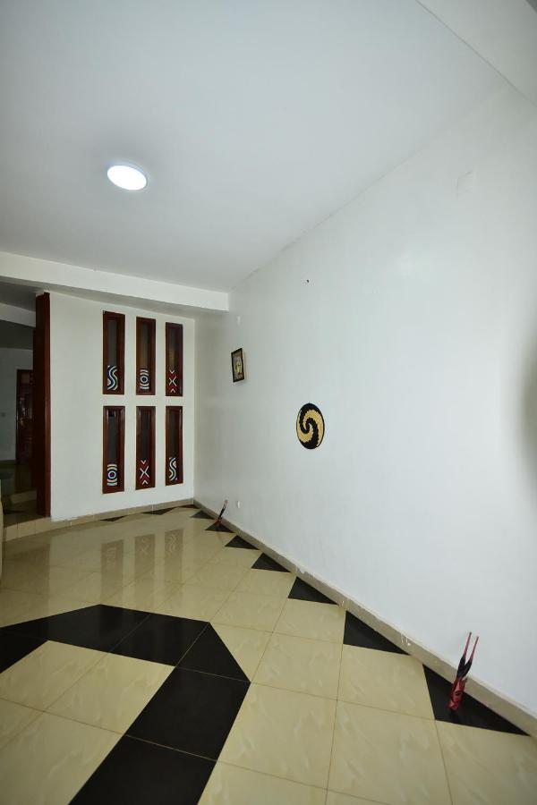 Kubus Homes Кигали Экстерьер фото